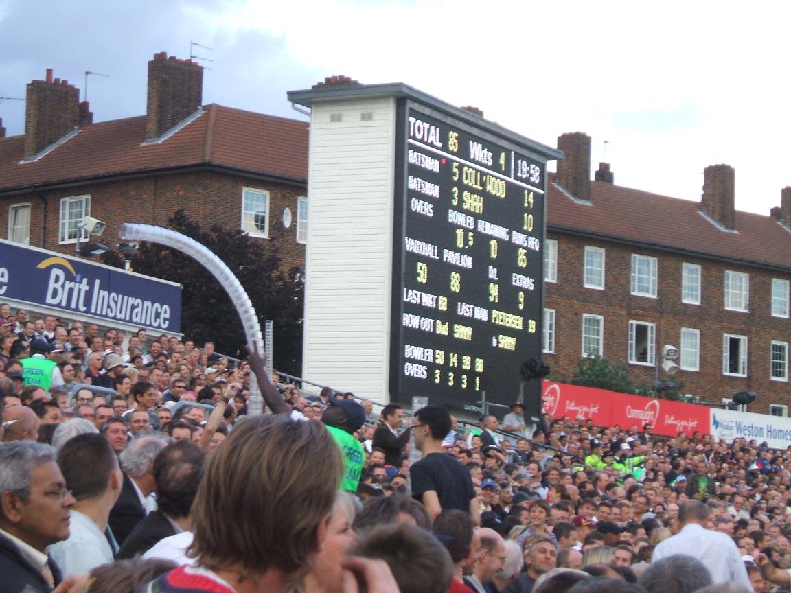Stewards try in vain to prevent enormous beer towers from being created...