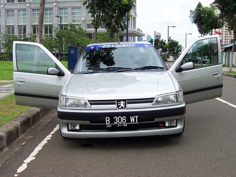 Sakti_11.jpg (27722 bytes)