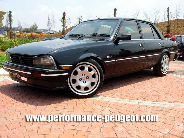 � www.performance-peugeot.com