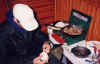 catlunch121.jpg (53366 bytes)