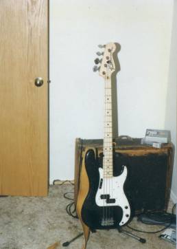 Fender Precision Bass