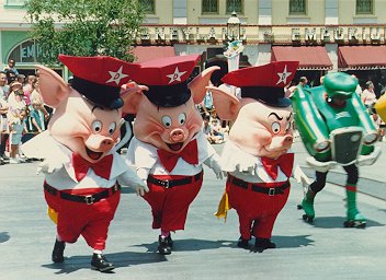 Texaco Three Pigs