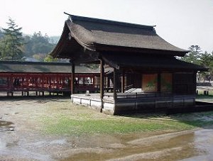 Noh stage at Itsukashima Jinja