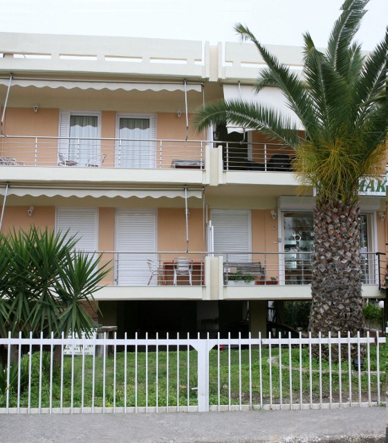 Lida Apartments - Micra Mantinia - Kalamata - Greece