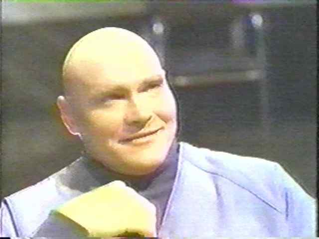 Luthor in "Threesome"