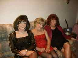 3 southern belles in Omaha...Vickie, me and Samantha