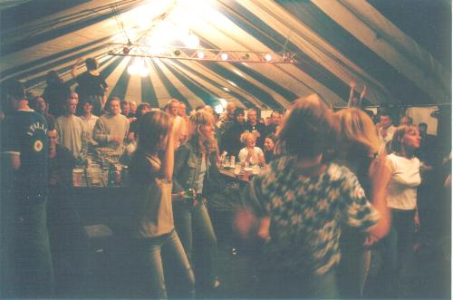 More dancing...
