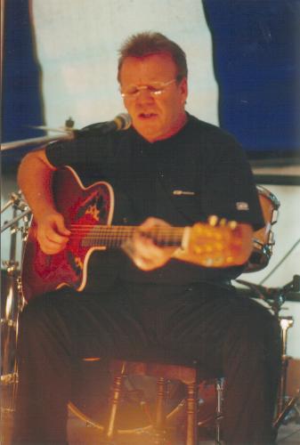 Kevin Brown Saturday early Evening Fest. 2002.