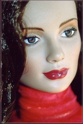 Close up look at Fever Angelina