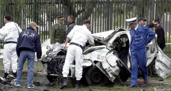 Huracanes tornados destrozos fotos imagenes fenomenos climaticos rayos truenos tormentas ojos investigaciones destrucciones argentina estados unidos mexico temporales www.wetherchannel.com pronosticos John Travolta,Nicholas Cage,Contracara,cirugias esteticas,rostro,lipoaspiraciones,medicina,cirujanos,operaciones,Maria Reich,Nazca,lineas,calendario astronomico,Peru,dibujos,astronomia,geometria,Bernd Teichert,mapas,Ana Mar&iacute;a Cogorno,ovnis,misterios,Cristobal Colon,Hernando,Diego,catedral Sevillana,Cartuja Pickman,Jos&eacute; Antonio Lorente,Granada,ADN;restos,Marcial Castro,antropologia,Republica Dominicana,www.egipto.com,Egipto,Keops,piramides,descubrimientos,Aton,Ankh,tumbas,sarcofacos,momias,embalsamamientos,Kefren,camaras secretas,Nefertiti,Amenofis,Nilo,inundaciones,Blade Runner,Ridley Scott, Richard Dawkins,Steven Pinker,Harrison Ford,Stephen Minger,Stanley Kubrick,Daryl Hanna,replicantes,androides,ciencia ficcion,Contactos,SHGb02+14a,proyecto SETI,Search for Extra Terrestial Intelligence,SETI@home,Robert Zemeckis,Jodie Foster,Dan Wertheimer,New Scientist,Arecibo,Puerto Rico,civilizaciones extraterrestres,Ma libert&eacute; de penser,Florent Pagny,Argentina,France,Patagonia,Argentine,Azucena Caama&ntilde;o,Savoir aimer,artistes,musique,musica,CD,cantores,ventas,compras,ranking,Paparazzi,Isabel Sartorius,Borbon,Ortiz Pati&ntilde;o,Vallejo Najera,Entrecanales,Mora Figueroa,Antonio Montero,Sainz Vicu&ntilde;a,Espa&ntilde;a,jet set,Mallorca,Ibiza,John Fitzgerald Kennedy,Lee Harvey Oswald,Vitaliy Fadeyev,Lawrence Berkeley,Carl Haber,Fidel Castro,Lyndon B. Johnson,Jackie,Onassis,Irma Roy,Carolina Papaleo,Osvaldo,diputada nacional,Congreso,Argentina,Raul Granillo Ocampo,politica,justicialismo,peronismo,cine,television,La Horqueta,San Isidro,que se vayan todos,diciembre 2001,2002,2003,2004,maria julia alsogaray,alvaros,,Roberto Mart&iacute;nez Medina,Maria Julia Alsogaray,Ra&uacute;l Granillo Ocampo,Jorge Rodr&iacute;guez,V&iacute;ctor Alderete,Claudia Bello,Angel Massa,Alfredo Yabran,Mario Pontaquarto,Nestor Carlos Kirchner,Cristina Elizabeth Fernandez,corrupcion,senado,general rodriguez,anibal,fernandez,alberto,fernando de la rua,ines pertine,eduardo duhalde,hilda chiche gonzalez,2000,2001,2002,2003,2004,Museos,www.louvre.fr,Leonardo Da Vinci,Gioconda,Mona Lisa,Italia,Francia,France,inventos,Italy,renacimiento,historia,cuadros,links,images,postcards,photos,fotos,imagenes,postales,pictures,historia,arqueologia,descubrimientos,culturales,agenda,infodiario,diario accion,buenos aires,argentina,Diario Accion de General Rodriguez, politica, actualidad, noticias e informacion, personalidades e instituciones, policiales, galerias de fotos; historia de General Rodriguez, sus origenes, edificios, estancias, habitos y costumbres, anecdotas, comercios e industrias, los fundadores, antiguas instituciones, fotos e imagenes; suplementos especiales: la crisis politica, economica y social de la Argentina, los acontecimientos de Diciembre de 2001, articulos y entrevistas; Emigracion: toda la informacion destinada a aquellos que desean emigrar, radicarse o estudiar en el exterior, visas, pasaportes, consejos, guias, informacion util, links; Trueque: novedades e informacion, links, estructura del trueque; el casamiento de Maxima Zorreguieta y el principe Guillermo Alejandro de Holanda; Guerra de Afganistan: galeria de imagenes e informacion sobre la primera guerra del siglo XXI; la guerra de Irak, Bagdad, Georges W. Bush, Saddam Husseim, el atentado a las torres Gemelas de Nueva York, las twin towers, el 11-s, y descripcion del hecho que conmovio al mundo; Empleo: consultoras, clasificados, agencias de empleo, consejos e informacion util, curriculum vitae, como confeccionarlos, noticias de actualidad; 
Los numeros de la crisis: Las consecuencias de la crisis politica, economica y social; estadisticas, pobreza, desnutricion, salud y asistencia; noticias regionales y provinciales, columnas y editoriales; informacion para negocios: pymes, links, empresas y negocios; Agenda Cultural con toda la informacion de cursos, universidades, talleres, escuelas y oportunidades, exposiciones de arte de la region; buscadores en Internet, Enlaces: links a los mejores sitios de educacion, cultura, arte, biografias, politica, interes general, web, Links del Diario Accion: RMS Titanic, su historia, su tragico viaje inaugural; historias, testimonios, documentos y articulos sobre el naufragio; links y sitios sobre el tema; la pelicula de Cameron, fotos e imagenes; suplementos especiales, Historia Argentina y de General Rodriguez, la llegada de la democracia en General Rodriguez, la asuncion de Juan Lumbreras como intendente en 1983, galeria de imagenes, sus palabras y los actos, su gabinete, festejos de la comunidad. Fundacion del pueblo de General Rodriguez, sus instituciones y personalidades relevantes, arquitectura y edificios, comercios e industrias, sus comienzos, estancias, inmigraciones italianas, espa&ntilde;olas, vascas e irlandesas, anecdotas y efemerides, sus hombres ilustres, el Hospital Vicente Lopez y Planes, su fundacion por las Damas de Beneficencia, el hundimiento del crucero General Belgrano, testimonios de ex combatientes y tripulantes, su comandante Hector Elias Bonzo, fotos e imagenes, recuerdos y homenajes, historia de la familia Bonzo de General Rodriguez, entrevistas y articulos periodisticos. La guerra de Malvinas en el Atlantico Sur, el conflicto belico con Gran Breta&ntilde;a de 1982, politicos relevantes, Benjamin Paez y Trueba, fotos antiguas de familias fundadoras, galerias de imagenes de pobladores, recorrida virtual por el antiguo General Rodriguez, el paso de la Infanta en 1910, historia de La Serenisima, la familia Mastellone, La Choza, Bernardo de Irigoyen, peronismo y radicalismo y muchisimo mas