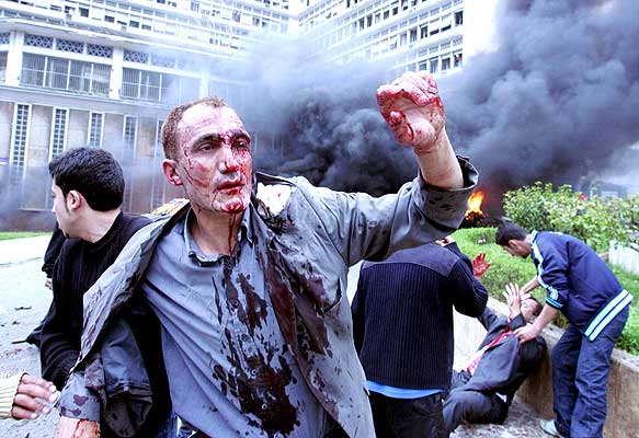 Huracanes tornados destrozos fotos imagenes fenomenos climaticos rayos truenos tormentas ojos investigaciones destrucciones argentina estados unidos mexico temporales www.wetherchannel.com pronosticos John Travolta,Nicholas Cage,Contracara,cirugias esteticas,rostro,lipoaspiraciones,medicina,cirujanos,operaciones,Maria Reich,Nazca,lineas,calendario astronomico,Peru,dibujos,astronomia,geometria,Bernd Teichert,mapas,Ana Mar&iacute;a Cogorno,ovnis,misterios,Cristobal Colon,Hernando,Diego,catedral Sevillana,Cartuja Pickman,Jos&eacute; Antonio Lorente,Granada,ADN;restos,Marcial Castro,antropologia,Republica Dominicana,www.egipto.com,Egipto,Keops,piramides,descubrimientos,Aton,Ankh,tumbas,sarcofacos,momias,embalsamamientos,Kefren,camaras secretas,Nefertiti,Amenofis,Nilo,inundaciones,Blade Runner,Ridley Scott, Richard Dawkins,Steven Pinker,Harrison Ford,Stephen Minger,Stanley Kubrick,Daryl Hanna,replicantes,androides,ciencia ficcion,Contactos,SHGb02+14a,proyecto SETI,Search for Extra Terrestial Intelligence,SETI@home,Robert Zemeckis,Jodie Foster,Dan Wertheimer,New Scientist,Arecibo,Puerto Rico,civilizaciones extraterrestres,Ma libert&eacute; de penser,Florent Pagny,Argentina,France,Patagonia,Argentine,Azucena Caama&ntilde;o,Savoir aimer,artistes,musique,musica,CD,cantores,ventas,compras,ranking,Paparazzi,Isabel Sartorius,Borbon,Ortiz Pati&ntilde;o,Vallejo Najera,Entrecanales,Mora Figueroa,Antonio Montero,Sainz Vicu&ntilde;a,Espa&ntilde;a,jet set,Mallorca,Ibiza,John Fitzgerald Kennedy,Lee Harvey Oswald,Vitaliy Fadeyev,Lawrence Berkeley,Carl Haber,Fidel Castro,Lyndon B. Johnson,Jackie,Onassis,Irma Roy,Carolina Papaleo,Osvaldo,diputada nacional,Congreso,Argentina,Raul Granillo Ocampo,politica,justicialismo,peronismo,cine,television,La Horqueta,San Isidro,que se vayan todos,diciembre 2001,2002,2003,2004,maria julia alsogaray,alvaros,,Roberto Mart&iacute;nez Medina,Maria Julia Alsogaray,Ra&uacute;l Granillo Ocampo,Jorge Rodr&iacute;guez,V&iacute;ctor Alderete,Claudia Bello,Angel Massa,Alfredo Yabran,Mario Pontaquarto,Nestor Carlos Kirchner,Cristina Elizabeth Fernandez,corrupcion,senado,general rodriguez,anibal,fernandez,alberto,fernando de la rua,ines pertine,eduardo duhalde,hilda chiche gonzalez,2000,2001,2002,2003,2004,Museos,www.louvre.fr,Leonardo Da Vinci,Gioconda,Mona Lisa,Italia,Francia,France,inventos,Italy,renacimiento,historia,cuadros,links,images,postcards,photos,fotos,imagenes,postales,pictures,historia,arqueologia,descubrimientos,culturales,agenda,infodiario,diario accion,buenos aires,argentina,Diario Accion de General Rodriguez, politica, actualidad, noticias e informacion, personalidades e instituciones, policiales, galerias de fotos; historia de General Rodriguez, sus origenes, edificios, estancias, habitos y costumbres, anecdotas, comercios e industrias, los fundadores, antiguas instituciones, fotos e imagenes; suplementos especiales: la crisis politica, economica y social de la Argentina, los acontecimientos de Diciembre de 2001, articulos y entrevistas; Emigracion: toda la informacion destinada a aquellos que desean emigrar, radicarse o estudiar en el exterior, visas, pasaportes, consejos, guias, informacion util, links; Trueque: novedades e informacion, links, estructura del trueque; el casamiento de Maxima Zorreguieta y el principe Guillermo Alejandro de Holanda; Guerra de Afganistan: galeria de imagenes e informacion sobre la primera guerra del siglo XXI; la guerra de Irak, Bagdad, Georges W. Bush, Saddam Husseim, el atentado a las torres Gemelas de Nueva York, las twin towers, el 11-s, y descripcion del hecho que conmovio al mundo; Empleo: consultoras, clasificados, agencias de empleo, consejos e informacion util, curriculum vitae, como confeccionarlos, noticias de actualidad; 
Los numeros de la crisis: Las consecuencias de la crisis politica, economica y social; estadisticas, pobreza, desnutricion, salud y asistencia; noticias regionales y provinciales, columnas y editoriales; informacion para negocios: pymes, links, empresas y negocios; Agenda Cultural con toda la informacion de cursos, universidades, talleres, escuelas y oportunidades, exposiciones de arte de la region; buscadores en Internet, Enlaces: links a los mejores sitios de educacion, cultura, arte, biografias, politica, interes general, web, Links del Diario Accion: RMS Titanic, su historia, su tragico viaje inaugural; historias, testimonios, documentos y articulos sobre el naufragio; links y sitios sobre el tema; la pelicula de Cameron, fotos e imagenes; suplementos especiales, Historia Argentina y de General Rodriguez, la llegada de la democracia en General Rodriguez, la asuncion de Juan Lumbreras como intendente en 1983, galeria de imagenes, sus palabras y los actos, su gabinete, festejos de la comunidad. Fundacion del pueblo de General Rodriguez, sus instituciones y personalidades relevantes, arquitectura y edificios, comercios e industrias, sus comienzos, estancias, inmigraciones italianas, espa&ntilde;olas, vascas e irlandesas, anecdotas y efemerides, sus hombres ilustres, el Hospital Vicente Lopez y Planes, su fundacion por las Damas de Beneficencia, el hundimiento del crucero General Belgrano, testimonios de ex combatientes y tripulantes, su comandante Hector Elias Bonzo, fotos e imagenes, recuerdos y homenajes, historia de la familia Bonzo de General Rodriguez, entrevistas y articulos periodisticos. La guerra de Malvinas en el Atlantico Sur, el conflicto belico con Gran Breta&ntilde;a de 1982, politicos relevantes, Benjamin Paez y Trueba, fotos antiguas de familias fundadoras, galerias de imagenes de pobladores, recorrida virtual por el antiguo General Rodriguez, el paso de la Infanta en 1910, historia de La Serenisima, la familia Mastellone, La Choza, Bernardo de Irigoyen, peronismo y radicalismo y muchisimo mas