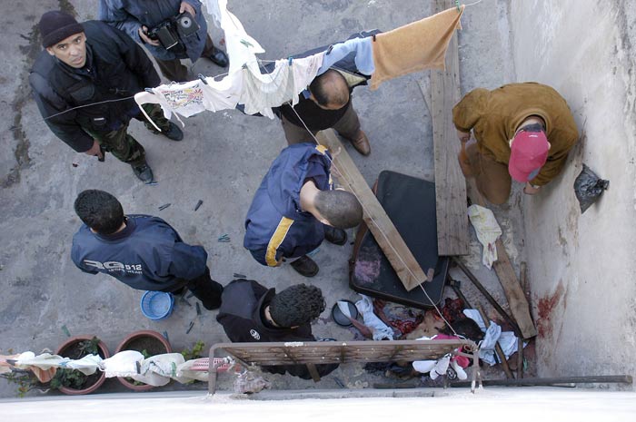 Huracanes tornados destrozos fotos imagenes fenomenos climaticos rayos truenos tormentas ojos investigaciones destrucciones argentina estados unidos mexico temporales www.wetherchannel.com pronosticos John Travolta,Nicholas Cage,Contracara,cirugias esteticas,rostro,lipoaspiraciones,medicina,cirujanos,operaciones,Maria Reich,Nazca,lineas,calendario astronomico,Peru,dibujos,astronomia,geometria,Bernd Teichert,mapas,Ana Mar&iacute;a Cogorno,ovnis,misterios,Cristobal Colon,Hernando,Diego,catedral Sevillana,Cartuja Pickman,Jos&eacute; Antonio Lorente,Granada,ADN;restos,Marcial Castro,antropologia,Republica Dominicana,www.egipto.com,Egipto,Keops,piramides,descubrimientos,Aton,Ankh,tumbas,sarcofacos,momias,embalsamamientos,Kefren,camaras secretas,Nefertiti,Amenofis,Nilo,inundaciones,Blade Runner,Ridley Scott, Richard Dawkins,Steven Pinker,Harrison Ford,Stephen Minger,Stanley Kubrick,Daryl Hanna,replicantes,androides,ciencia ficcion,Contactos,SHGb02+14a,proyecto SETI,Search for Extra Terrestial Intelligence,SETI@home,Robert Zemeckis,Jodie Foster,Dan Wertheimer,New Scientist,Arecibo,Puerto Rico,civilizaciones extraterrestres,Ma libert&eacute; de penser,Florent Pagny,Argentina,France,Patagonia,Argentine,Azucena Caama&ntilde;o,Savoir aimer,artistes,musique,musica,CD,cantores,ventas,compras,ranking,Paparazzi,Isabel Sartorius,Borbon,Ortiz Pati&ntilde;o,Vallejo Najera,Entrecanales,Mora Figueroa,Antonio Montero,Sainz Vicu&ntilde;a,Espa&ntilde;a,jet set,Mallorca,Ibiza,John Fitzgerald Kennedy,Lee Harvey Oswald,Vitaliy Fadeyev,Lawrence Berkeley,Carl Haber,Fidel Castro,Lyndon B. Johnson,Jackie,Onassis,Irma Roy,Carolina Papaleo,Osvaldo,diputada nacional,Congreso,Argentina,Raul Granillo Ocampo,politica,justicialismo,peronismo,cine,television,La Horqueta,San Isidro,que se vayan todos,diciembre 2001,2002,2003,2004,maria julia alsogaray,alvaros,,Roberto Mart&iacute;nez Medina,Maria Julia Alsogaray,Ra&uacute;l Granillo Ocampo,Jorge Rodr&iacute;guez,V&iacute;ctor Alderete,Claudia Bello,Angel Massa,Alfredo Yabran,Mario Pontaquarto,Nestor Carlos Kirchner,Cristina Elizabeth Fernandez,corrupcion,senado,general rodriguez,anibal,fernandez,alberto,fernando de la rua,ines pertine,eduardo duhalde,hilda chiche gonzalez,2000,2001,2002,2003,2004,Museos,www.louvre.fr,Leonardo Da Vinci,Gioconda,Mona Lisa,Italia,Francia,France,inventos,Italy,renacimiento,historia,cuadros,links,images,postcards,photos,fotos,imagenes,postales,pictures,historia,arqueologia,descubrimientos,culturales,agenda,infodiario,diario accion,buenos aires,argentina,Diario Accion de General Rodriguez, politica, actualidad, noticias e informacion, personalidades e instituciones, policiales, galerias de fotos; historia de General Rodriguez, sus origenes, edificios, estancias, habitos y costumbres, anecdotas, comercios e industrias, los fundadores, antiguas instituciones, fotos e imagenes; suplementos especiales: la crisis politica, economica y social de la Argentina, los acontecimientos de Diciembre de 2001, articulos y entrevistas; Emigracion: toda la informacion destinada a aquellos que desean emigrar, radicarse o estudiar en el exterior, visas, pasaportes, consejos, guias, informacion util, links; Trueque: novedades e informacion, links, estructura del trueque; el casamiento de Maxima Zorreguieta y el principe Guillermo Alejandro de Holanda; Guerra de Afganistan: galeria de imagenes e informacion sobre la primera guerra del siglo XXI; la guerra de Irak, Bagdad, Georges W. Bush, Saddam Husseim, el atentado a las torres Gemelas de Nueva York, las twin towers, el 11-s, y descripcion del hecho que conmovio al mundo; Empleo: consultoras, clasificados, agencias de empleo, consejos e informacion util, curriculum vitae, como confeccionarlos, noticias de actualidad; 
Los numeros de la crisis: Las consecuencias de la crisis politica, economica y social; estadisticas, pobreza, desnutricion, salud y asistencia; noticias regionales y provinciales, columnas y editoriales; informacion para negocios: pymes, links, empresas y negocios; Agenda Cultural con toda la informacion de cursos, universidades, talleres, escuelas y oportunidades, exposiciones de arte de la region; buscadores en Internet, Enlaces: links a los mejores sitios de educacion, cultura, arte, biografias, politica, interes general, web, Links del Diario Accion: RMS Titanic, su historia, su tragico viaje inaugural; historias, testimonios, documentos y articulos sobre el naufragio; links y sitios sobre el tema; la pelicula de Cameron, fotos e imagenes; suplementos especiales, Historia Argentina y de General Rodriguez, la llegada de la democracia en General Rodriguez, la asuncion de Juan Lumbreras como intendente en 1983, galeria de imagenes, sus palabras y los actos, su gabinete, festejos de la comunidad. Fundacion del pueblo de General Rodriguez, sus instituciones y personalidades relevantes, arquitectura y edificios, comercios e industrias, sus comienzos, estancias, inmigraciones italianas, espa&ntilde;olas, vascas e irlandesas, anecdotas y efemerides, sus hombres ilustres, el Hospital Vicente Lopez y Planes, su fundacion por las Damas de Beneficencia, el hundimiento del crucero General Belgrano, testimonios de ex combatientes y tripulantes, su comandante Hector Elias Bonzo, fotos e imagenes, recuerdos y homenajes, historia de la familia Bonzo de General Rodriguez, entrevistas y articulos periodisticos. La guerra de Malvinas en el Atlantico Sur, el conflicto belico con Gran Breta&ntilde;a de 1982, politicos relevantes, Benjamin Paez y Trueba, fotos antiguas de familias fundadoras, galerias de imagenes de pobladores, recorrida virtual por el antiguo General Rodriguez, el paso de la Infanta en 1910, historia de La Serenisima, la familia Mastellone, La Choza, Bernardo de Irigoyen, peronismo y radicalismo y muchisimo mas