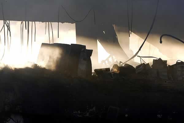 Huracanes tornados destrozos fotos imagenes fenomenos climaticos rayos truenos tormentas ojos investigaciones destrucciones argentina estados unidos mexico temporales www.wetherchannel.com pronosticos John Travolta,Nicholas Cage,Contracara,cirugias esteticas,rostro,lipoaspiraciones,medicina,cirujanos,operaciones,Maria Reich,Nazca,lineas,calendario astronomico,Peru,dibujos,astronomia,geometria,Bernd Teichert,mapas,Ana Mar&iacute;a Cogorno,ovnis,misterios,Cristobal Colon,Hernando,Diego,catedral Sevillana,Cartuja Pickman,Jos&eacute; Antonio Lorente,Granada,ADN;restos,Marcial Castro,antropologia,Republica Dominicana,www.egipto.com,Egipto,Keops,piramides,descubrimientos,Aton,Ankh,tumbas,sarcofacos,momias,embalsamamientos,Kefren,camaras secretas,Nefertiti,Amenofis,Nilo,inundaciones,Blade Runner,Ridley Scott, Richard Dawkins,Steven Pinker,Harrison Ford,Stephen Minger,Stanley Kubrick,Daryl Hanna,replicantes,androides,ciencia ficcion,Contactos,SHGb02+14a,proyecto SETI,Search for Extra Terrestial Intelligence,SETI@home,Robert Zemeckis,Jodie Foster,Dan Wertheimer,New Scientist,Arecibo,Puerto Rico,civilizaciones extraterrestres,Ma libert&eacute; de penser,Florent Pagny,Argentina,France,Patagonia,Argentine,Azucena Caama&ntilde;o,Savoir aimer,artistes,musique,musica,CD,cantores,ventas,compras,ranking,Paparazzi,Isabel Sartorius,Borbon,Ortiz Pati&ntilde;o,Vallejo Najera,Entrecanales,Mora Figueroa,Antonio Montero,Sainz Vicu&ntilde;a,Espa&ntilde;a,jet set,Mallorca,Ibiza,John Fitzgerald Kennedy,Lee Harvey Oswald,Vitaliy Fadeyev,Lawrence Berkeley,Carl Haber,Fidel Castro,Lyndon B. Johnson,Jackie,Onassis,Irma Roy,Carolina Papaleo,Osvaldo,diputada nacional,Congreso,Argentina,Raul Granillo Ocampo,politica,justicialismo,peronismo,cine,television,La Horqueta,San Isidro,que se vayan todos,diciembre 2001,2002,2003,2004,maria julia alsogaray,alvaros,,Roberto Mart&iacute;nez Medina,Maria Julia Alsogaray,Ra&uacute;l Granillo Ocampo,Jorge Rodr&iacute;guez,V&iacute;ctor Alderete,Claudia Bello,Angel Massa,Alfredo Yabran,Mario Pontaquarto,Nestor Carlos Kirchner,Cristina Elizabeth Fernandez,corrupcion,senado,general rodriguez,anibal,fernandez,alberto,fernando de la rua,ines pertine,eduardo duhalde,hilda chiche gonzalez,2000,2001,2002,2003,2004,Museos,www.louvre.fr,Leonardo Da Vinci,Gioconda,Mona Lisa,Italia,Francia,France,inventos,Italy,renacimiento,historia,cuadros,links,images,postcards,photos,fotos,imagenes,postales,pictures,historia,arqueologia,descubrimientos,culturales,agenda,infodiario,diario accion,buenos aires,argentina,Diario Accion de General Rodriguez, politica, actualidad, noticias e informacion, personalidades e instituciones, policiales, galerias de fotos; historia de General Rodriguez, sus origenes, edificios, estancias, habitos y costumbres, anecdotas, comercios e industrias, los fundadores, antiguas instituciones, fotos e imagenes; suplementos especiales: la crisis politica, economica y social de la Argentina, los acontecimientos de Diciembre de 2001, articulos y entrevistas; Emigracion: toda la informacion destinada a aquellos que desean emigrar, radicarse o estudiar en el exterior, visas, pasaportes, consejos, guias, informacion util, links; Trueque: novedades e informacion, links, estructura del trueque; el casamiento de Maxima Zorreguieta y el principe Guillermo Alejandro de Holanda; Guerra de Afganistan: galeria de imagenes e informacion sobre la primera guerra del siglo XXI; la guerra de Irak, Bagdad, Georges W. Bush, Saddam Husseim, el atentado a las torres Gemelas de Nueva York, las twin towers, el 11-s, y descripcion del hecho que conmovio al mundo; Empleo: consultoras, clasificados, agencias de empleo, consejos e informacion util, curriculum vitae, como confeccionarlos, noticias de actualidad; 
Los numeros de la crisis: Las consecuencias de la crisis politica, economica y social; estadisticas, pobreza, desnutricion, salud y asistencia; noticias regionales y provinciales, columnas y editoriales; informacion para negocios: pymes, links, empresas y negocios; Agenda Cultural con toda la informacion de cursos, universidades, talleres, escuelas y oportunidades, exposiciones de arte de la region; buscadores en Internet, Enlaces: links a los mejores sitios de educacion, cultura, arte, biografias, politica, interes general, web, Links del Diario Accion: RMS Titanic, su historia, su tragico viaje inaugural; historias, testimonios, documentos y articulos sobre el naufragio; links y sitios sobre el tema; la pelicula de Cameron, fotos e imagenes; suplementos especiales, Historia Argentina y de General Rodriguez, la llegada de la democracia en General Rodriguez, la asuncion de Juan Lumbreras como intendente en 1983, galeria de imagenes, sus palabras y los actos, su gabinete, festejos de la comunidad. Fundacion del pueblo de General Rodriguez, sus instituciones y personalidades relevantes, arquitectura y edificios, comercios e industrias, sus comienzos, estancias, inmigraciones italianas, espa&ntilde;olas, vascas e irlandesas, anecdotas y efemerides, sus hombres ilustres, el Hospital Vicente Lopez y Planes, su fundacion por las Damas de Beneficencia, el hundimiento del crucero General Belgrano, testimonios de ex combatientes y tripulantes, su comandante Hector Elias Bonzo, fotos e imagenes, recuerdos y homenajes, historia de la familia Bonzo de General Rodriguez, entrevistas y articulos periodisticos. La guerra de Malvinas en el Atlantico Sur, el conflicto belico con Gran Breta&ntilde;a de 1982, politicos relevantes, Benjamin Paez y Trueba, fotos antiguas de familias fundadoras, galerias de imagenes de pobladores, recorrida virtual por el antiguo General Rodriguez, el paso de la Infanta en 1910, historia de La Serenisima, la familia Mastellone, La Choza, Bernardo de Irigoyen, peronismo y radicalismo y muchisimo mas