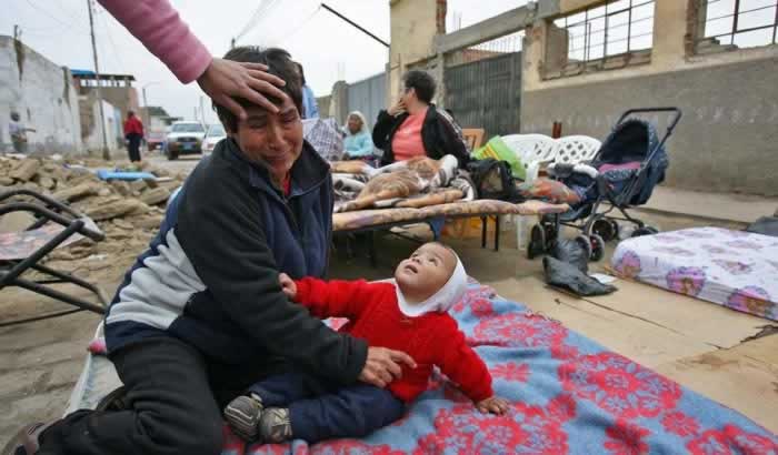 Huracanes tornados destrozos fotos imagenes fenomenos climaticos rayos truenos tormentas ojos investigaciones destrucciones argentina estados unidos mexico temporales www.wetherchannel.com pronosticos John Travolta,Nicholas Cage,Contracara,cirugias esteticas,rostro,lipoaspiraciones,medicina,cirujanos,operaciones,Maria Reich,Nazca,lineas,calendario astronomico,Peru,dibujos,astronomia,geometria,Bernd Teichert,mapas,Ana Mar&iacute;a Cogorno,ovnis,misterios,Cristobal Colon,Hernando,Diego,catedral Sevillana,Cartuja Pickman,Jos&eacute; Antonio Lorente,Granada,ADN;restos,Marcial Castro,antropologia,Republica Dominicana,www.egipto.com,Egipto,Keops,piramides,descubrimientos,Aton,Ankh,tumbas,sarcofacos,momias,embalsamamientos,Kefren,camaras secretas,Nefertiti,Amenofis,Nilo,inundaciones,Blade Runner,Ridley Scott, Richard Dawkins,Steven Pinker,Harrison Ford,Stephen Minger,Stanley Kubrick,Daryl Hanna,replicantes,androides,ciencia ficcion,Contactos,SHGb02+14a,proyecto SETI,Search for Extra Terrestial Intelligence,SETI@home,Robert Zemeckis,Jodie Foster,Dan Wertheimer,New Scientist,Arecibo,Puerto Rico,civilizaciones extraterrestres,Ma libert&eacute; de penser,Florent Pagny,Argentina,France,Patagonia,Argentine,Azucena Caama&ntilde;o,Savoir aimer,artistes,musique,musica,CD,cantores,ventas,compras,ranking,Paparazzi,Isabel Sartorius,Borbon,Ortiz Pati&ntilde;o,Vallejo Najera,Entrecanales,Mora Figueroa,Antonio Montero,Sainz Vicu&ntilde;a,Espa&ntilde;a,jet set,Mallorca,Ibiza,John Fitzgerald Kennedy,Lee Harvey Oswald,Vitaliy Fadeyev,Lawrence Berkeley,Carl Haber,Fidel Castro,Lyndon B. Johnson,Jackie,Onassis,Irma Roy,Carolina Papaleo,Osvaldo,diputada nacional,Congreso,Argentina,Raul Granillo Ocampo,politica,justicialismo,peronismo,cine,television,La Horqueta,San Isidro,que se vayan todos,diciembre 2001,2002,2003,2004,maria julia alsogaray,alvaros,,Roberto Mart&iacute;nez Medina,Maria Julia Alsogaray,Ra&uacute;l Granillo Ocampo,Jorge Rodr&iacute;guez,V&iacute;ctor Alderete,Claudia Bello,Angel Massa,Alfredo Yabran,Mario Pontaquarto,Nestor Carlos Kirchner,Cristina Elizabeth Fernandez,corrupcion,senado,general rodriguez,anibal,fernandez,alberto,fernando de la rua,ines pertine,eduardo duhalde,hilda chiche gonzalez,2000,2001,2002,2003,2004,Museos,www.louvre.fr,Leonardo Da Vinci,Gioconda,Mona Lisa,Italia,Francia,France,inventos,Italy,renacimiento,historia,cuadros,links,images,postcards,photos,fotos,imagenes,postales,pictures,historia,arqueologia,descubrimientos,culturales,agenda,infodiario,diario accion,buenos aires,argentina,Diario Accion de General Rodriguez, politica, actualidad, noticias e informacion, personalidades e instituciones, policiales, galerias de fotos; historia de General Rodriguez, sus origenes, edificios, estancias, habitos y costumbres, anecdotas, comercios e industrias, los fundadores, antiguas instituciones, fotos e imagenes; suplementos especiales: la crisis politica, economica y social de la Argentina, los acontecimientos de Diciembre de 2001, articulos y entrevistas; Emigracion: toda la informacion destinada a aquellos que desean emigrar, radicarse o estudiar en el exterior, visas, pasaportes, consejos, guias, informacion util, links; Trueque: novedades e informacion, links, estructura del trueque; el casamiento de Maxima Zorreguieta y el principe Guillermo Alejandro de Holanda; Guerra de Afganistan: galeria de imagenes e informacion sobre la primera guerra del siglo XXI; la guerra de Irak, Bagdad, Georges W. Bush, Saddam Husseim, el atentado a las torres Gemelas de Nueva York, las twin towers, el 11-s, y descripcion del hecho que conmovio al mundo; Empleo: consultoras, clasificados, agencias de empleo, consejos e informacion util, curriculum vitae, como confeccionarlos, noticias de actualidad; 
Los numeros de la crisis: Las consecuencias de la crisis politica, economica y social; estadisticas, pobreza, desnutricion, salud y asistencia; noticias regionales y provinciales, columnas y editoriales; informacion para negocios: pymes, links, empresas y negocios; Agenda Cultural con toda la informacion de cursos, universidades, talleres, escuelas y oportunidades, exposiciones de arte de la region; buscadores en Internet, Enlaces: links a los mejores sitios de educacion, cultura, arte, biografias, politica, interes general, web, Links del Diario Accion: RMS Titanic, su historia, su tragico viaje inaugural; historias, testimonios, documentos y articulos sobre el naufragio; links y sitios sobre el tema; la pelicula de Cameron, fotos e imagenes; suplementos especiales, Historia Argentina y de General Rodriguez, la llegada de la democracia en General Rodriguez, la asuncion de Juan Lumbreras como intendente en 1983, galeria de imagenes, sus palabras y los actos, su gabinete, festejos de la comunidad. Fundacion del pueblo de General Rodriguez, sus instituciones y personalidades relevantes, arquitectura y edificios, comercios e industrias, sus comienzos, estancias, inmigraciones italianas, espa&ntilde;olas, vascas e irlandesas, anecdotas y efemerides, sus hombres ilustres, el Hospital Vicente Lopez y Planes, su fundacion por las Damas de Beneficencia, el hundimiento del crucero General Belgrano, testimonios de ex combatientes y tripulantes, su comandante Hector Elias Bonzo, fotos e imagenes, recuerdos y homenajes, historia de la familia Bonzo de General Rodriguez, entrevistas y articulos periodisticos. La guerra de Malvinas en el Atlantico Sur, el conflicto belico con Gran Breta&ntilde;a de 1982, politicos relevantes, Benjamin Paez y Trueba, fotos antiguas de familias fundadoras, galerias de imagenes de pobladores, recorrida virtual por el antiguo General Rodriguez, el paso de la Infanta en 1910, historia de La Serenisima, la familia Mastellone, La Choza, Bernardo de Irigoyen, peronismo y radicalismo y muchisimo mas
