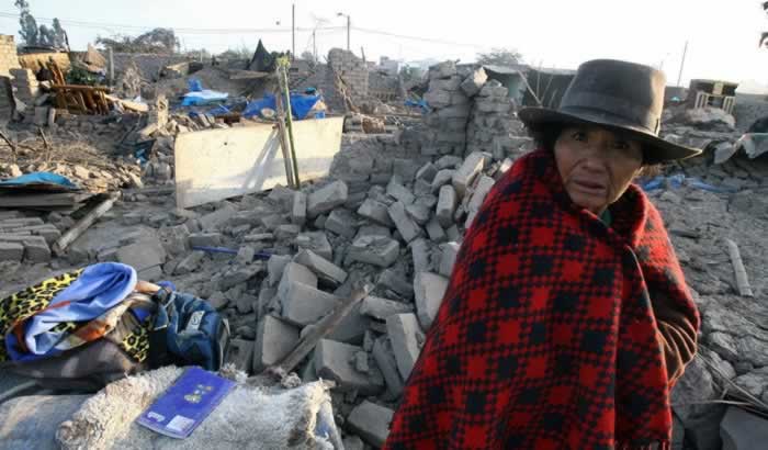 Huracanes tornados destrozos fotos imagenes fenomenos climaticos rayos truenos tormentas ojos investigaciones destrucciones argentina estados unidos mexico temporales www.wetherchannel.com pronosticos John Travolta,Nicholas Cage,Contracara,cirugias esteticas,rostro,lipoaspiraciones,medicina,cirujanos,operaciones,Maria Reich,Nazca,lineas,calendario astronomico,Peru,dibujos,astronomia,geometria,Bernd Teichert,mapas,Ana Mar&iacute;a Cogorno,ovnis,misterios,Cristobal Colon,Hernando,Diego,catedral Sevillana,Cartuja Pickman,Jos&eacute; Antonio Lorente,Granada,ADN;restos,Marcial Castro,antropologia,Republica Dominicana,www.egipto.com,Egipto,Keops,piramides,descubrimientos,Aton,Ankh,tumbas,sarcofacos,momias,embalsamamientos,Kefren,camaras secretas,Nefertiti,Amenofis,Nilo,inundaciones,Blade Runner,Ridley Scott, Richard Dawkins,Steven Pinker,Harrison Ford,Stephen Minger,Stanley Kubrick,Daryl Hanna,replicantes,androides,ciencia ficcion,Contactos,SHGb02+14a,proyecto SETI,Search for Extra Terrestial Intelligence,SETI@home,Robert Zemeckis,Jodie Foster,Dan Wertheimer,New Scientist,Arecibo,Puerto Rico,civilizaciones extraterrestres,Ma libert&eacute; de penser,Florent Pagny,Argentina,France,Patagonia,Argentine,Azucena Caama&ntilde;o,Savoir aimer,artistes,musique,musica,CD,cantores,ventas,compras,ranking,Paparazzi,Isabel Sartorius,Borbon,Ortiz Pati&ntilde;o,Vallejo Najera,Entrecanales,Mora Figueroa,Antonio Montero,Sainz Vicu&ntilde;a,Espa&ntilde;a,jet set,Mallorca,Ibiza,John Fitzgerald Kennedy,Lee Harvey Oswald,Vitaliy Fadeyev,Lawrence Berkeley,Carl Haber,Fidel Castro,Lyndon B. Johnson,Jackie,Onassis,Irma Roy,Carolina Papaleo,Osvaldo,diputada nacional,Congreso,Argentina,Raul Granillo Ocampo,politica,justicialismo,peronismo,cine,television,La Horqueta,San Isidro,que se vayan todos,diciembre 2001,2002,2003,2004,maria julia alsogaray,alvaros,,Roberto Mart&iacute;nez Medina,Maria Julia Alsogaray,Ra&uacute;l Granillo Ocampo,Jorge Rodr&iacute;guez,V&iacute;ctor Alderete,Claudia Bello,Angel Massa,Alfredo Yabran,Mario Pontaquarto,Nestor Carlos Kirchner,Cristina Elizabeth Fernandez,corrupcion,senado,general rodriguez,anibal,fernandez,alberto,fernando de la rua,ines pertine,eduardo duhalde,hilda chiche gonzalez,2000,2001,2002,2003,2004,Museos,www.louvre.fr,Leonardo Da Vinci,Gioconda,Mona Lisa,Italia,Francia,France,inventos,Italy,renacimiento,historia,cuadros,links,images,postcards,photos,fotos,imagenes,postales,pictures,historia,arqueologia,descubrimientos,culturales,agenda,infodiario,diario accion,buenos aires,argentina,Diario Accion de General Rodriguez, politica, actualidad, noticias e informacion, personalidades e instituciones, policiales, galerias de fotos; historia de General Rodriguez, sus origenes, edificios, estancias, habitos y costumbres, anecdotas, comercios e industrias, los fundadores, antiguas instituciones, fotos e imagenes; suplementos especiales: la crisis politica, economica y social de la Argentina, los acontecimientos de Diciembre de 2001, articulos y entrevistas; Emigracion: toda la informacion destinada a aquellos que desean emigrar, radicarse o estudiar en el exterior, visas, pasaportes, consejos, guias, informacion util, links; Trueque: novedades e informacion, links, estructura del trueque; el casamiento de Maxima Zorreguieta y el principe Guillermo Alejandro de Holanda; Guerra de Afganistan: galeria de imagenes e informacion sobre la primera guerra del siglo XXI; la guerra de Irak, Bagdad, Georges W. Bush, Saddam Husseim, el atentado a las torres Gemelas de Nueva York, las twin towers, el 11-s, y descripcion del hecho que conmovio al mundo; Empleo: consultoras, clasificados, agencias de empleo, consejos e informacion util, curriculum vitae, como confeccionarlos, noticias de actualidad; 
Los numeros de la crisis: Las consecuencias de la crisis politica, economica y social; estadisticas, pobreza, desnutricion, salud y asistencia; noticias regionales y provinciales, columnas y editoriales; informacion para negocios: pymes, links, empresas y negocios; Agenda Cultural con toda la informacion de cursos, universidades, talleres, escuelas y oportunidades, exposiciones de arte de la region; buscadores en Internet, Enlaces: links a los mejores sitios de educacion, cultura, arte, biografias, politica, interes general, web, Links del Diario Accion: RMS Titanic, su historia, su tragico viaje inaugural; historias, testimonios, documentos y articulos sobre el naufragio; links y sitios sobre el tema; la pelicula de Cameron, fotos e imagenes; suplementos especiales, Historia Argentina y de General Rodriguez, la llegada de la democracia en General Rodriguez, la asuncion de Juan Lumbreras como intendente en 1983, galeria de imagenes, sus palabras y los actos, su gabinete, festejos de la comunidad. Fundacion del pueblo de General Rodriguez, sus instituciones y personalidades relevantes, arquitectura y edificios, comercios e industrias, sus comienzos, estancias, inmigraciones italianas, espa&ntilde;olas, vascas e irlandesas, anecdotas y efemerides, sus hombres ilustres, el Hospital Vicente Lopez y Planes, su fundacion por las Damas de Beneficencia, el hundimiento del crucero General Belgrano, testimonios de ex combatientes y tripulantes, su comandante Hector Elias Bonzo, fotos e imagenes, recuerdos y homenajes, historia de la familia Bonzo de General Rodriguez, entrevistas y articulos periodisticos. La guerra de Malvinas en el Atlantico Sur, el conflicto belico con Gran Breta&ntilde;a de 1982, politicos relevantes, Benjamin Paez y Trueba, fotos antiguas de familias fundadoras, galerias de imagenes de pobladores, recorrida virtual por el antiguo General Rodriguez, el paso de la Infanta en 1910, historia de La Serenisima, la familia Mastellone, La Choza, Bernardo de Irigoyen, peronismo y radicalismo y muchisimo mas
