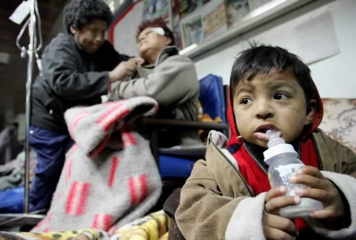 Huracanes tornados destrozos fotos imagenes fenomenos climaticos rayos truenos tormentas ojos investigaciones destrucciones argentina estados unidos mexico temporales www.wetherchannel.com pronosticos John Travolta,Nicholas Cage,Contracara,cirugias esteticas,rostro,lipoaspiraciones,medicina,cirujanos,operaciones,Maria Reich,Nazca,lineas,calendario astronomico,Peru,dibujos,astronomia,geometria,Bernd Teichert,mapas,Ana Mar&iacute;a Cogorno,ovnis,misterios,Cristobal Colon,Hernando,Diego,catedral Sevillana,Cartuja Pickman,Jos&eacute; Antonio Lorente,Granada,ADN;restos,Marcial Castro,antropologia,Republica Dominicana,www.egipto.com,Egipto,Keops,piramides,descubrimientos,Aton,Ankh,tumbas,sarcofacos,momias,embalsamamientos,Kefren,camaras secretas,Nefertiti,Amenofis,Nilo,inundaciones,Blade Runner,Ridley Scott, Richard Dawkins,Steven Pinker,Harrison Ford,Stephen Minger,Stanley Kubrick,Daryl Hanna,replicantes,androides,ciencia ficcion,Contactos,SHGb02+14a,proyecto SETI,Search for Extra Terrestial Intelligence,SETI@home,Robert Zemeckis,Jodie Foster,Dan Wertheimer,New Scientist,Arecibo,Puerto Rico,civilizaciones extraterrestres,Ma libert&eacute; de penser,Florent Pagny,Argentina,France,Patagonia,Argentine,Azucena Caama&ntilde;o,Savoir aimer,artistes,musique,musica,CD,cantores,ventas,compras,ranking,Paparazzi,Isabel Sartorius,Borbon,Ortiz Pati&ntilde;o,Vallejo Najera,Entrecanales,Mora Figueroa,Antonio Montero,Sainz Vicu&ntilde;a,Espa&ntilde;a,jet set,Mallorca,Ibiza,John Fitzgerald Kennedy,Lee Harvey Oswald,Vitaliy Fadeyev,Lawrence Berkeley,Carl Haber,Fidel Castro,Lyndon B. Johnson,Jackie,Onassis,Irma Roy,Carolina Papaleo,Osvaldo,diputada nacional,Congreso,Argentina,Raul Granillo Ocampo,politica,justicialismo,peronismo,cine,television,La Horqueta,San Isidro,que se vayan todos,diciembre 2001,2002,2003,2004,maria julia alsogaray,alvaros,,Roberto Mart&iacute;nez Medina,Maria Julia Alsogaray,Ra&uacute;l Granillo Ocampo,Jorge Rodr&iacute;guez,V&iacute;ctor Alderete,Claudia Bello,Angel Massa,Alfredo Yabran,Mario Pontaquarto,Nestor Carlos Kirchner,Cristina Elizabeth Fernandez,corrupcion,senado,general rodriguez,anibal,fernandez,alberto,fernando de la rua,ines pertine,eduardo duhalde,hilda chiche gonzalez,2000,2001,2002,2003,2004,Museos,www.louvre.fr,Leonardo Da Vinci,Gioconda,Mona Lisa,Italia,Francia,France,inventos,Italy,renacimiento,historia,cuadros,links,images,postcards,photos,fotos,imagenes,postales,pictures,historia,arqueologia,descubrimientos,culturales,agenda,infodiario,diario accion,buenos aires,argentina,Diario Accion de General Rodriguez, politica, actualidad, noticias e informacion, personalidades e instituciones, policiales, galerias de fotos; historia de General Rodriguez, sus origenes, edificios, estancias, habitos y costumbres, anecdotas, comercios e industrias, los fundadores, antiguas instituciones, fotos e imagenes; suplementos especiales: la crisis politica, economica y social de la Argentina, los acontecimientos de Diciembre de 2001, articulos y entrevistas; Emigracion: toda la informacion destinada a aquellos que desean emigrar, radicarse o estudiar en el exterior, visas, pasaportes, consejos, guias, informacion util, links; Trueque: novedades e informacion, links, estructura del trueque; el casamiento de Maxima Zorreguieta y el principe Guillermo Alejandro de Holanda; Guerra de Afganistan: galeria de imagenes e informacion sobre la primera guerra del siglo XXI; la guerra de Irak, Bagdad, Georges W. Bush, Saddam Husseim, el atentado a las torres Gemelas de Nueva York, las twin towers, el 11-s, y descripcion del hecho que conmovio al mundo; Empleo: consultoras, clasificados, agencias de empleo, consejos e informacion util, curriculum vitae, como confeccionarlos, noticias de actualidad; 
Los numeros de la crisis: Las consecuencias de la crisis politica, economica y social; estadisticas, pobreza, desnutricion, salud y asistencia; noticias regionales y provinciales, columnas y editoriales; informacion para negocios: pymes, links, empresas y negocios; Agenda Cultural con toda la informacion de cursos, universidades, talleres, escuelas y oportunidades, exposiciones de arte de la region; buscadores en Internet, Enlaces: links a los mejores sitios de educacion, cultura, arte, biografias, politica, interes general, web, Links del Diario Accion: RMS Titanic, su historia, su tragico viaje inaugural; historias, testimonios, documentos y articulos sobre el naufragio; links y sitios sobre el tema; la pelicula de Cameron, fotos e imagenes; suplementos especiales, Historia Argentina y de General Rodriguez, la llegada de la democracia en General Rodriguez, la asuncion de Juan Lumbreras como intendente en 1983, galeria de imagenes, sus palabras y los actos, su gabinete, festejos de la comunidad. Fundacion del pueblo de General Rodriguez, sus instituciones y personalidades relevantes, arquitectura y edificios, comercios e industrias, sus comienzos, estancias, inmigraciones italianas, espa&ntilde;olas, vascas e irlandesas, anecdotas y efemerides, sus hombres ilustres, el Hospital Vicente Lopez y Planes, su fundacion por las Damas de Beneficencia, el hundimiento del crucero General Belgrano, testimonios de ex combatientes y tripulantes, su comandante Hector Elias Bonzo, fotos e imagenes, recuerdos y homenajes, historia de la familia Bonzo de General Rodriguez, entrevistas y articulos periodisticos. La guerra de Malvinas en el Atlantico Sur, el conflicto belico con Gran Breta&ntilde;a de 1982, politicos relevantes, Benjamin Paez y Trueba, fotos antiguas de familias fundadoras, galerias de imagenes de pobladores, recorrida virtual por el antiguo General Rodriguez, el paso de la Infanta en 1910, historia de La Serenisima, la familia Mastellone, La Choza, Bernardo de Irigoyen, peronismo y radicalismo y muchisimo mas