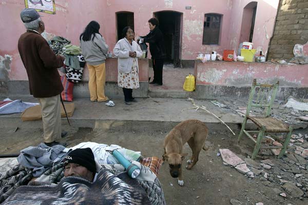 Huracanes tornados destrozos fotos imagenes fenomenos climaticos rayos truenos tormentas ojos investigaciones destrucciones argentina estados unidos mexico temporales www.wetherchannel.com pronosticos John Travolta,Nicholas Cage,Contracara,cirugias esteticas,rostro,lipoaspiraciones,medicina,cirujanos,operaciones,Maria Reich,Nazca,lineas,calendario astronomico,Peru,dibujos,astronomia,geometria,Bernd Teichert,mapas,Ana Mar&iacute;a Cogorno,ovnis,misterios,Cristobal Colon,Hernando,Diego,catedral Sevillana,Cartuja Pickman,Jos&eacute; Antonio Lorente,Granada,ADN;restos,Marcial Castro,antropologia,Republica Dominicana,www.egipto.com,Egipto,Keops,piramides,descubrimientos,Aton,Ankh,tumbas,sarcofacos,momias,embalsamamientos,Kefren,camaras secretas,Nefertiti,Amenofis,Nilo,inundaciones,Blade Runner,Ridley Scott, Richard Dawkins,Steven Pinker,Harrison Ford,Stephen Minger,Stanley Kubrick,Daryl Hanna,replicantes,androides,ciencia ficcion,Contactos,SHGb02+14a,proyecto SETI,Search for Extra Terrestial Intelligence,SETI@home,Robert Zemeckis,Jodie Foster,Dan Wertheimer,New Scientist,Arecibo,Puerto Rico,civilizaciones extraterrestres,Ma libert&eacute; de penser,Florent Pagny,Argentina,France,Patagonia,Argentine,Azucena Caama&ntilde;o,Savoir aimer,artistes,musique,musica,CD,cantores,ventas,compras,ranking,Paparazzi,Isabel Sartorius,Borbon,Ortiz Pati&ntilde;o,Vallejo Najera,Entrecanales,Mora Figueroa,Antonio Montero,Sainz Vicu&ntilde;a,Espa&ntilde;a,jet set,Mallorca,Ibiza,John Fitzgerald Kennedy,Lee Harvey Oswald,Vitaliy Fadeyev,Lawrence Berkeley,Carl Haber,Fidel Castro,Lyndon B. Johnson,Jackie,Onassis,Irma Roy,Carolina Papaleo,Osvaldo,diputada nacional,Congreso,Argentina,Raul Granillo Ocampo,politica,justicialismo,peronismo,cine,television,La Horqueta,San Isidro,que se vayan todos,diciembre 2001,2002,2003,2004,maria julia alsogaray,alvaros,,Roberto Mart&iacute;nez Medina,Maria Julia Alsogaray,Ra&uacute;l Granillo Ocampo,Jorge Rodr&iacute;guez,V&iacute;ctor Alderete,Claudia Bello,Angel Massa,Alfredo Yabran,Mario Pontaquarto,Nestor Carlos Kirchner,Cristina Elizabeth Fernandez,corrupcion,senado,general rodriguez,anibal,fernandez,alberto,fernando de la rua,ines pertine,eduardo duhalde,hilda chiche gonzalez,2000,2001,2002,2003,2004,Museos,www.louvre.fr,Leonardo Da Vinci,Gioconda,Mona Lisa,Italia,Francia,France,inventos,Italy,renacimiento,historia,cuadros,links,images,postcards,photos,fotos,imagenes,postales,pictures,historia,arqueologia,descubrimientos,culturales,agenda,infodiario,diario accion,buenos aires,argentina,Diario Accion de General Rodriguez, politica, actualidad, noticias e informacion, personalidades e instituciones, policiales, galerias de fotos; historia de General Rodriguez, sus origenes, edificios, estancias, habitos y costumbres, anecdotas, comercios e industrias, los fundadores, antiguas instituciones, fotos e imagenes; suplementos especiales: la crisis politica, economica y social de la Argentina, los acontecimientos de Diciembre de 2001, articulos y entrevistas; Emigracion: toda la informacion destinada a aquellos que desean emigrar, radicarse o estudiar en el exterior, visas, pasaportes, consejos, guias, informacion util, links; Trueque: novedades e informacion, links, estructura del trueque; el casamiento de Maxima Zorreguieta y el principe Guillermo Alejandro de Holanda; Guerra de Afganistan: galeria de imagenes e informacion sobre la primera guerra del siglo XXI; la guerra de Irak, Bagdad, Georges W. Bush, Saddam Husseim, el atentado a las torres Gemelas de Nueva York, las twin towers, el 11-s, y descripcion del hecho que conmovio al mundo; Empleo: consultoras, clasificados, agencias de empleo, consejos e informacion util, curriculum vitae, como confeccionarlos, noticias de actualidad; 
Los numeros de la crisis: Las consecuencias de la crisis politica, economica y social; estadisticas, pobreza, desnutricion, salud y asistencia; noticias regionales y provinciales, columnas y editoriales; informacion para negocios: pymes, links, empresas y negocios; Agenda Cultural con toda la informacion de cursos, universidades, talleres, escuelas y oportunidades, exposiciones de arte de la region; buscadores en Internet, Enlaces: links a los mejores sitios de educacion, cultura, arte, biografias, politica, interes general, web, Links del Diario Accion: RMS Titanic, su historia, su tragico viaje inaugural; historias, testimonios, documentos y articulos sobre el naufragio; links y sitios sobre el tema; la pelicula de Cameron, fotos e imagenes; suplementos especiales, Historia Argentina y de General Rodriguez, la llegada de la democracia en General Rodriguez, la asuncion de Juan Lumbreras como intendente en 1983, galeria de imagenes, sus palabras y los actos, su gabinete, festejos de la comunidad. Fundacion del pueblo de General Rodriguez, sus instituciones y personalidades relevantes, arquitectura y edificios, comercios e industrias, sus comienzos, estancias, inmigraciones italianas, espa&ntilde;olas, vascas e irlandesas, anecdotas y efemerides, sus hombres ilustres, el Hospital Vicente Lopez y Planes, su fundacion por las Damas de Beneficencia, el hundimiento del crucero General Belgrano, testimonios de ex combatientes y tripulantes, su comandante Hector Elias Bonzo, fotos e imagenes, recuerdos y homenajes, historia de la familia Bonzo de General Rodriguez, entrevistas y articulos periodisticos. La guerra de Malvinas en el Atlantico Sur, el conflicto belico con Gran Breta&ntilde;a de 1982, politicos relevantes, Benjamin Paez y Trueba, fotos antiguas de familias fundadoras, galerias de imagenes de pobladores, recorrida virtual por el antiguo General Rodriguez, el paso de la Infanta en 1910, historia de La Serenisima, la familia Mastellone, La Choza, Bernardo de Irigoyen, peronismo y radicalismo y muchisimo mas