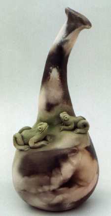 Vase avec grenouilles