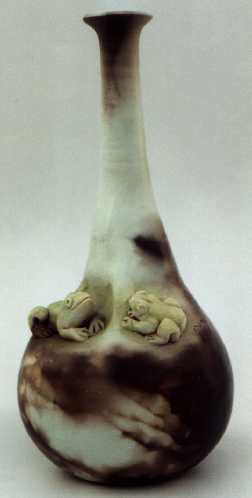 Vase avec 2 grenouilles