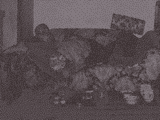 diego dorme spossato dal lavoro
