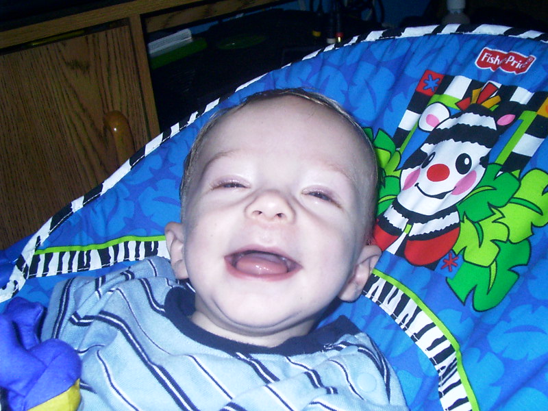 Look at that gorgeous smile!!!!