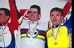 Olano luce el oro en el campeonato del mundo contrarreloj (la plata fue para Mauri)