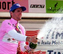 Olano visti� la maglia rosa del Giro el a�o que acab� tercero