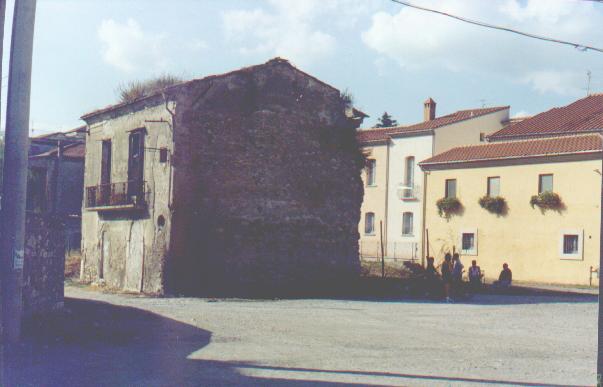 viateatr.jpg (30701 bytes)