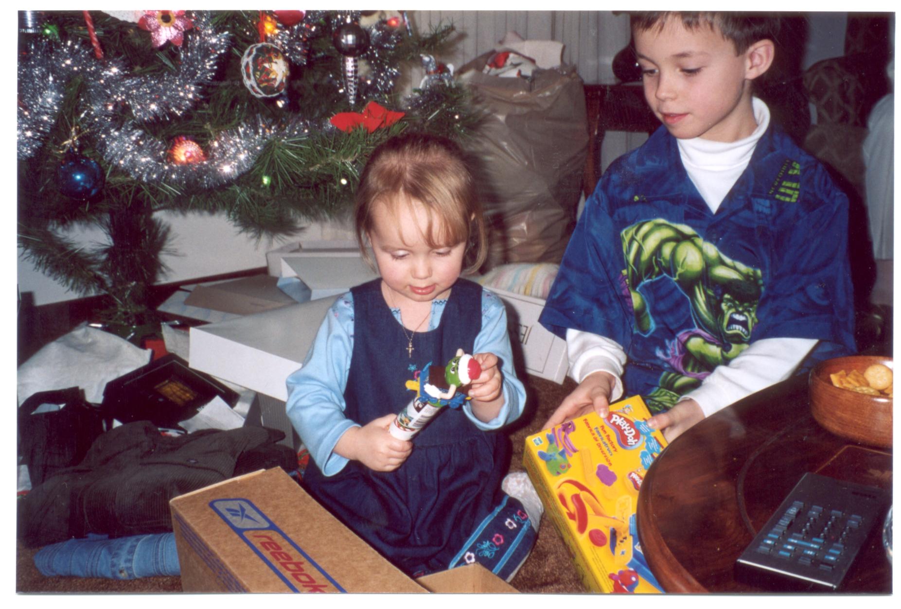 Camryn and Ryan Christmas 2002