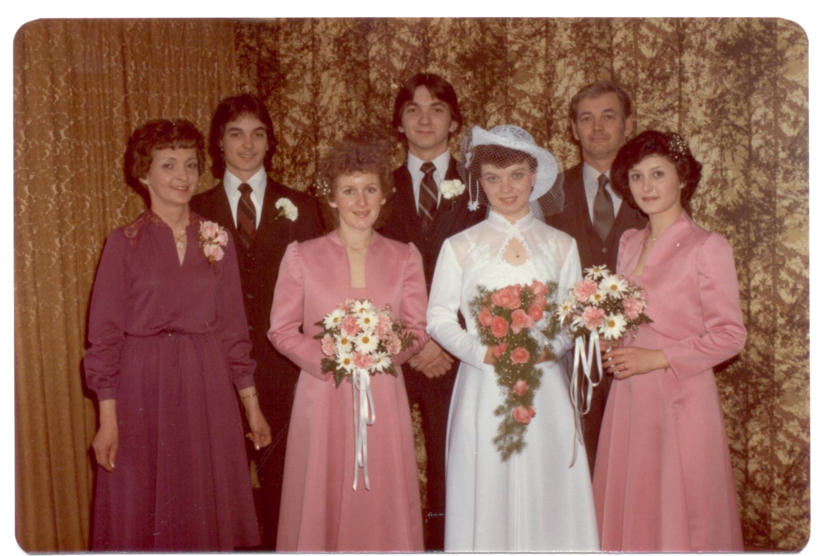 back: Steve, Rob, Don McQueen,.... front: Millie,Linda,Donna and Carolyn