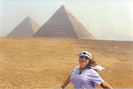 Donna and the Pyramids of Giza. As you can see, I am very happy to have realized my dream!