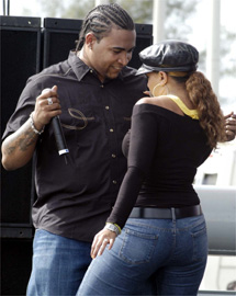 VIDEO DE DON OMAR Y GLORY video de don omar y glory: