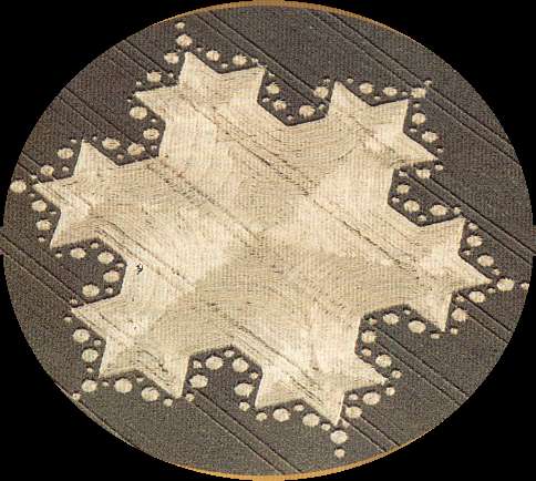 This cropcircle looks alot like the Koch fractal, a shape that occurs natural on the mircoscopic scale, such as snowflakes. Some have argued that it may be star.
