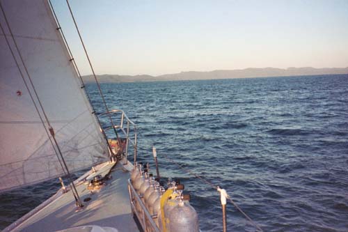 76_LandHo