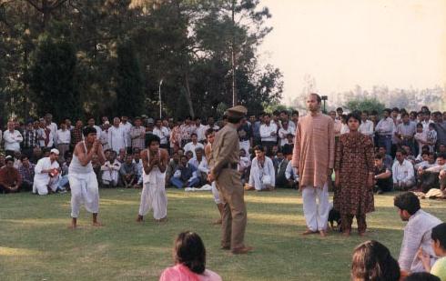 bakri2.jpg (32123 bytes)