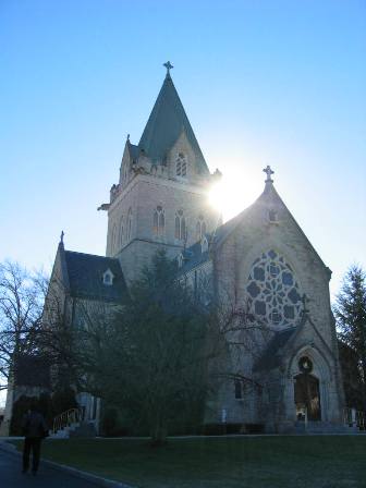 madisonchurch_sml.JPG(5410 bytes)