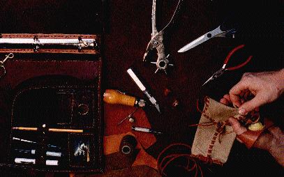go to LEATHER GADGETS