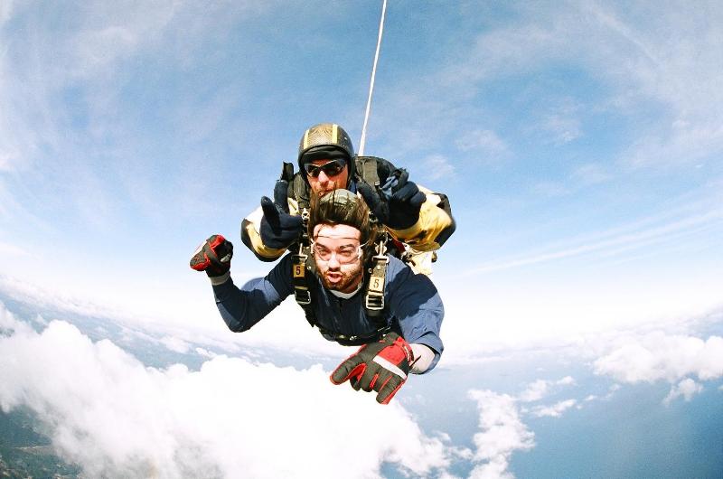 Let's go over there. Where? To that cloud. Oh. Cloud 9...eh? Exactly...
