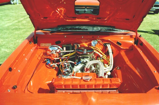 Hemi Orange V8 engine bay