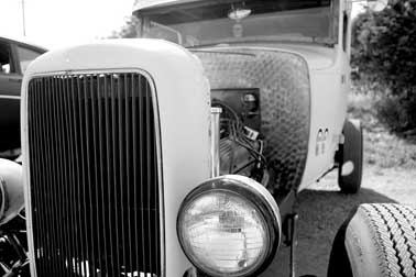 Shakey's great new hot rod