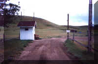 Entrance.jpg (88446 bytes)