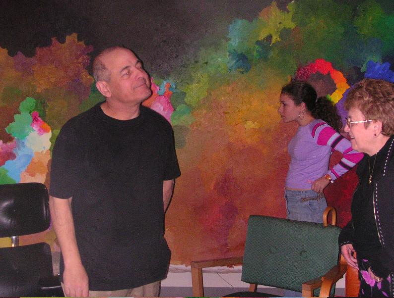 More pictures of the artist for patients with Acute Celebrititis.