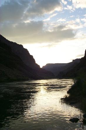 evening comes to Tapeats Creek camp