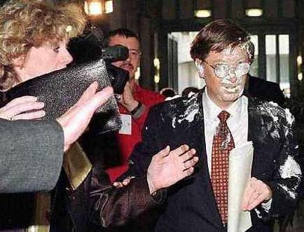 Billy no mates Gates -&nbsp; I mean er BILL Gates
