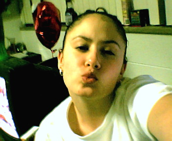 Mwa, give me a kiss!