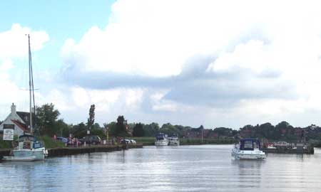 Reedham Ferry, River Yare. 2004