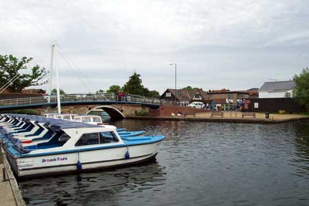 Wroxham Bridge, River Bure 2004