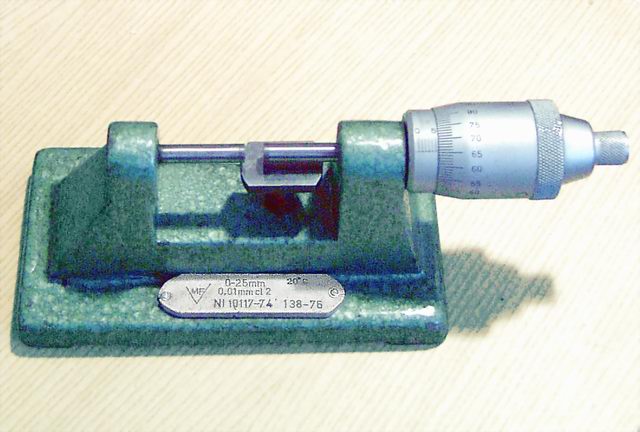 Desktop Micrometer with Stand