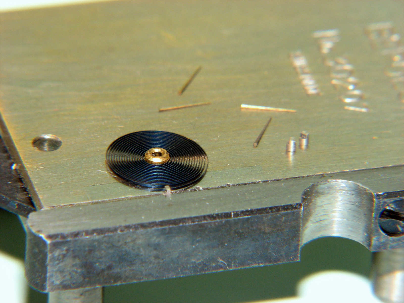 Balance Spring Stud Table