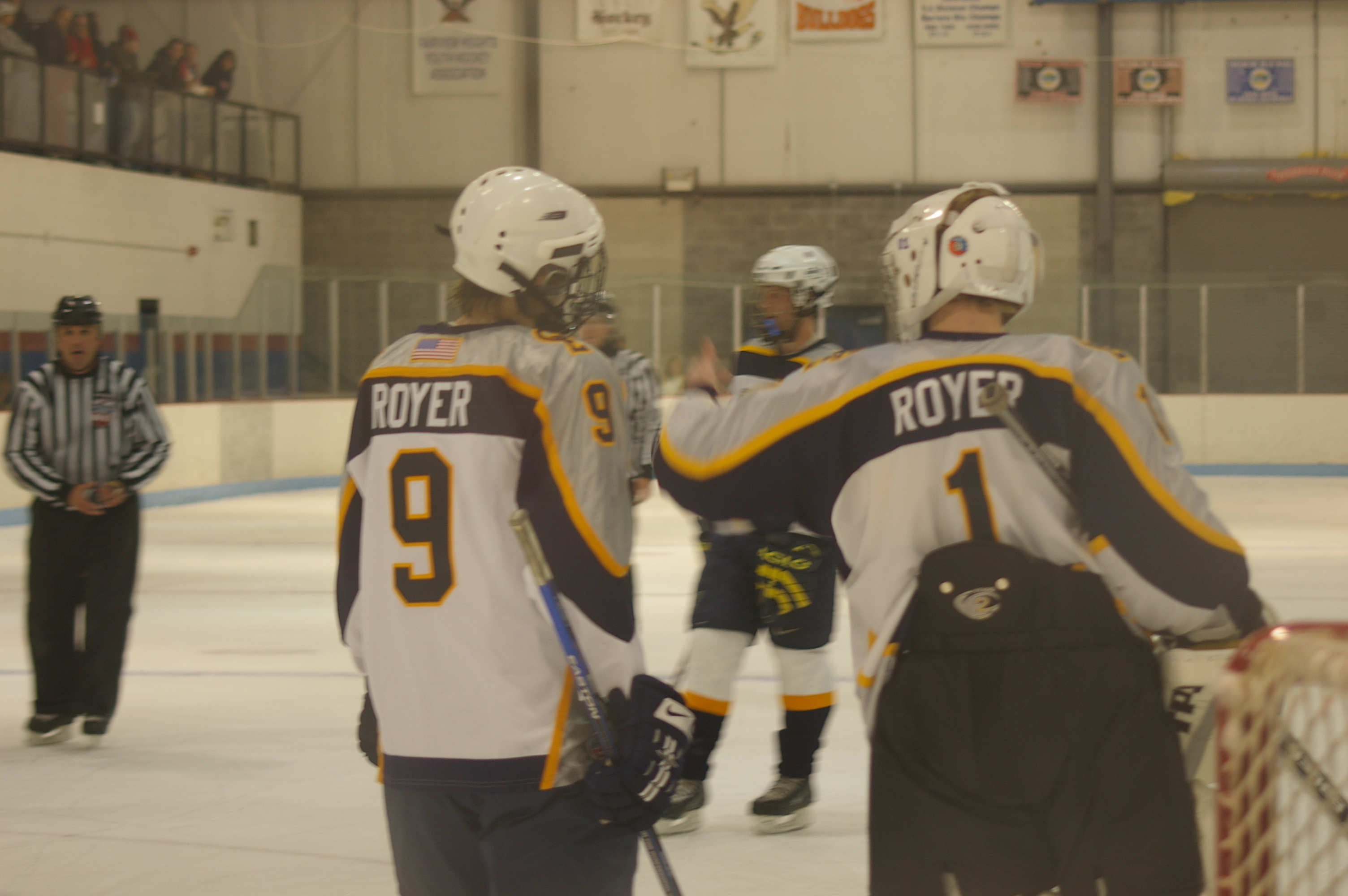 >MY TWO OLDEST GRANDSONS, ROB (#9) AND KYLE (#1).  THEY PLAY FOR THE COLOMBIA HIGH SCHOOL ICE EAGLES IN ILLINOIS.  A GOAL SCORER AND A GOAL STOPPER!  MY OLDEST SO, JEFF, IS THE VARSITY COACH</P>
<P ALIGN=